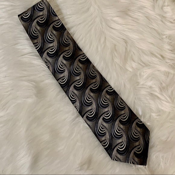 Siena Collezione 100% Silk Hndmde Tie - Picture 3 of 6